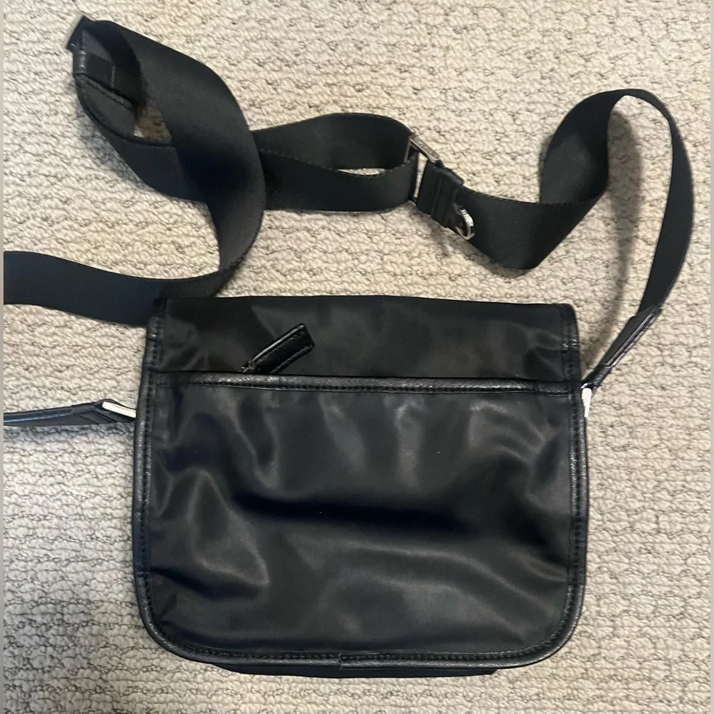 Designer inspired nylon crossbody bag - Picture 2 of 5